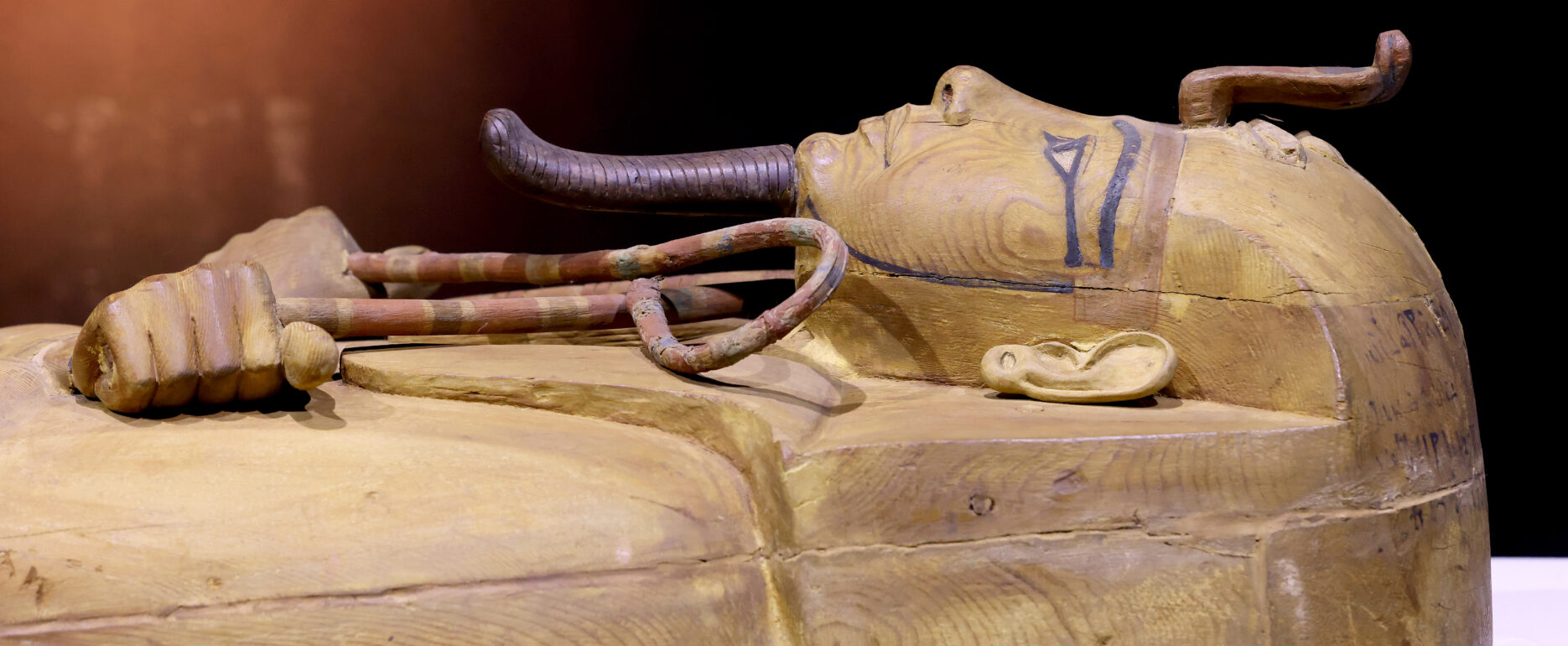 Nahaufnahme vom Sarkophag von Ramses